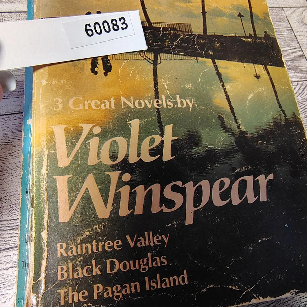 Violet Winspear Harlequin Omnibus 52 3 Novels Raintree Valley Pagan Romance FAIR